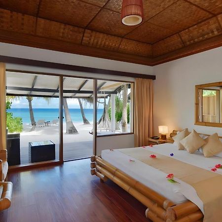 Angaga Island Resort And Spa Экстерьер фото