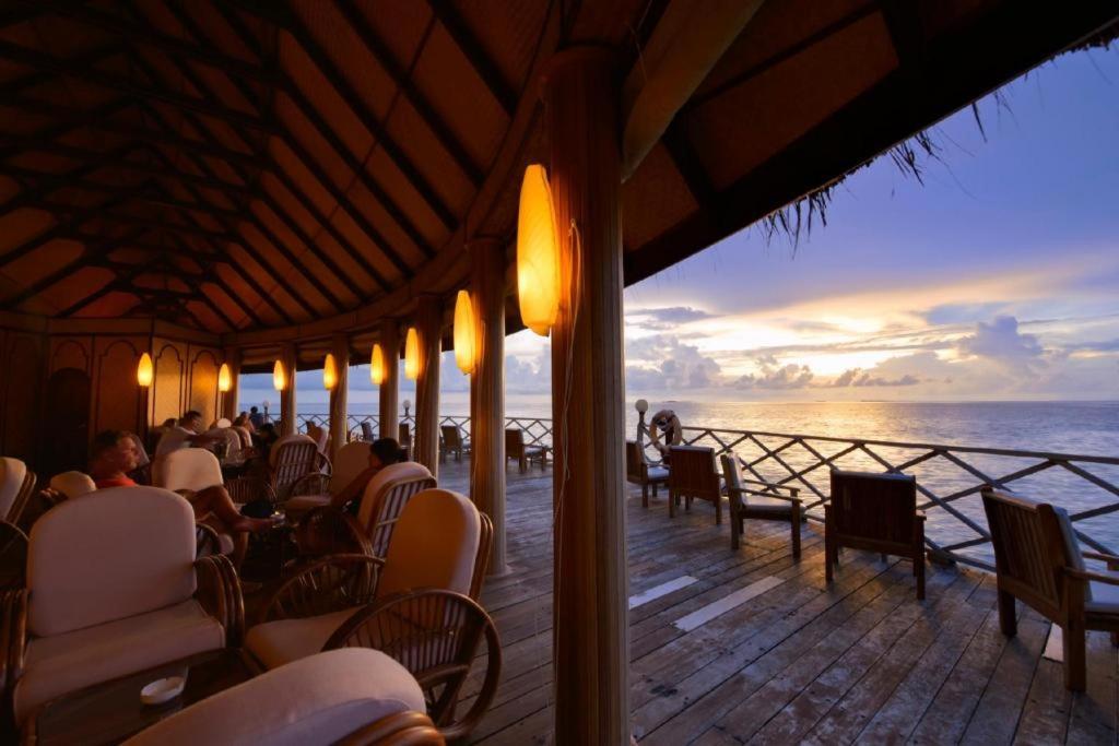 Angaga Island Resort And Spa Экстерьер фото